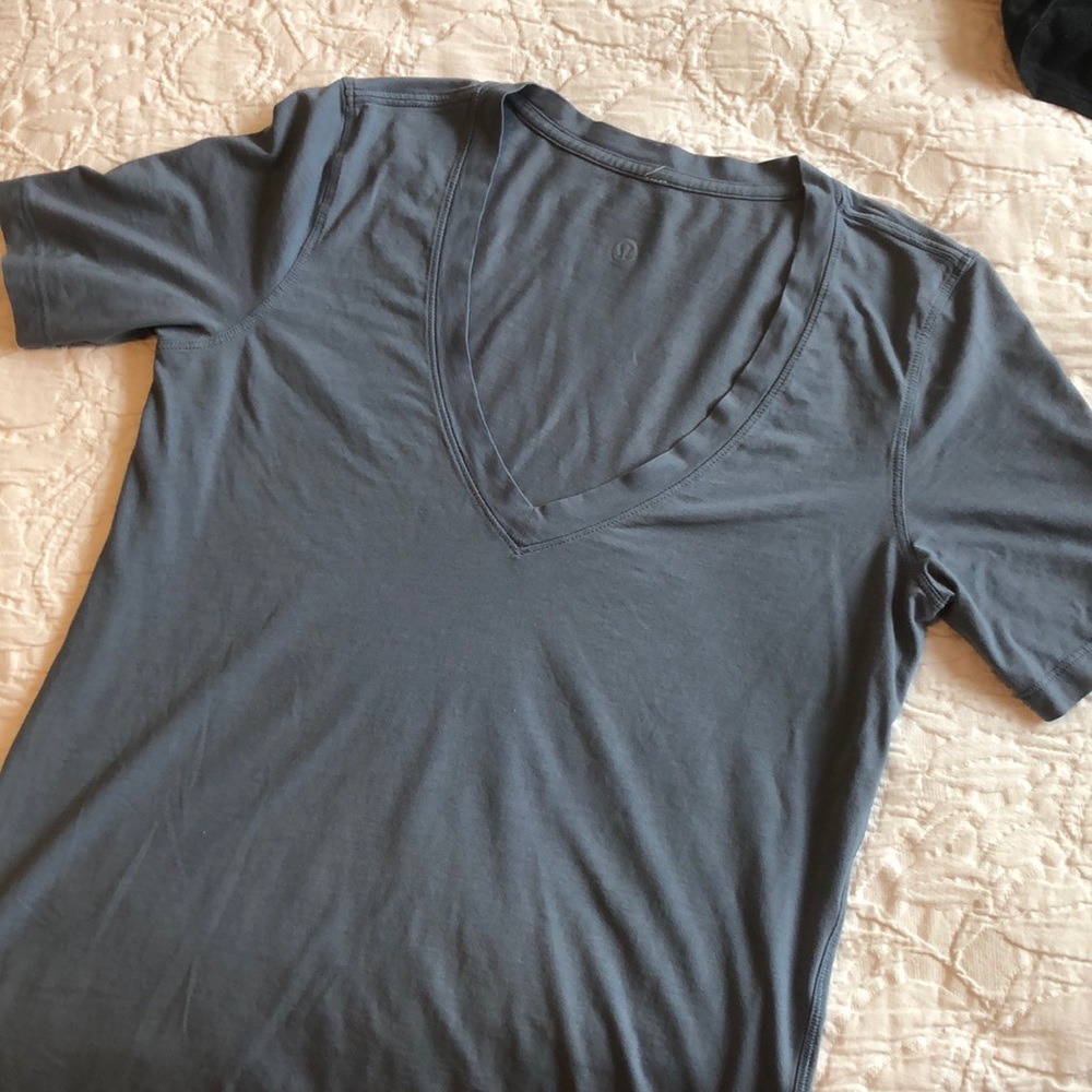 Size 6 Lululemon Pima Cotton Short Sleeve T-shirt